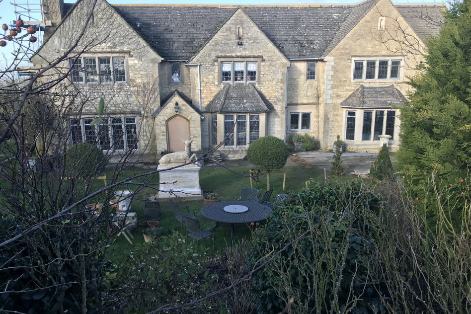 LIQUID SCREED SPECIALISTS TRAVEL TO CHIPPENHAM